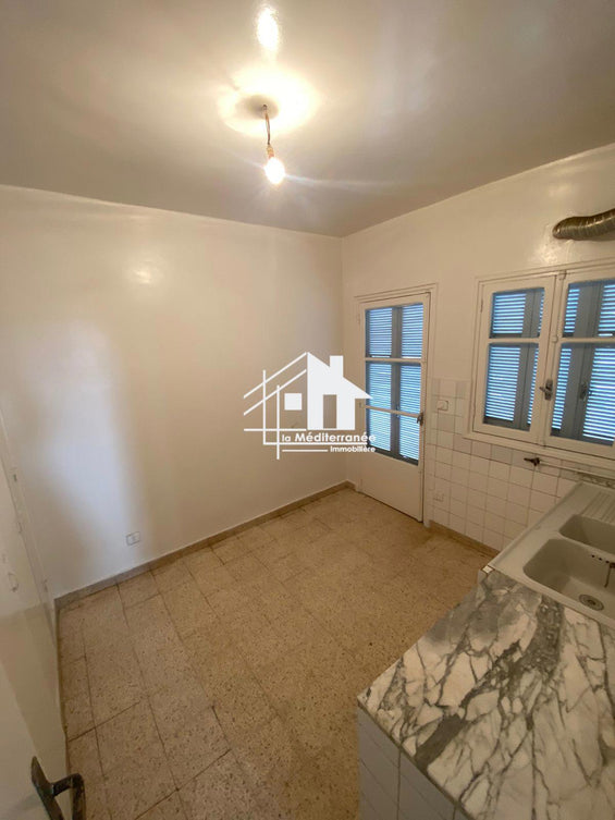 A vendre appartement S+2 à ksar said