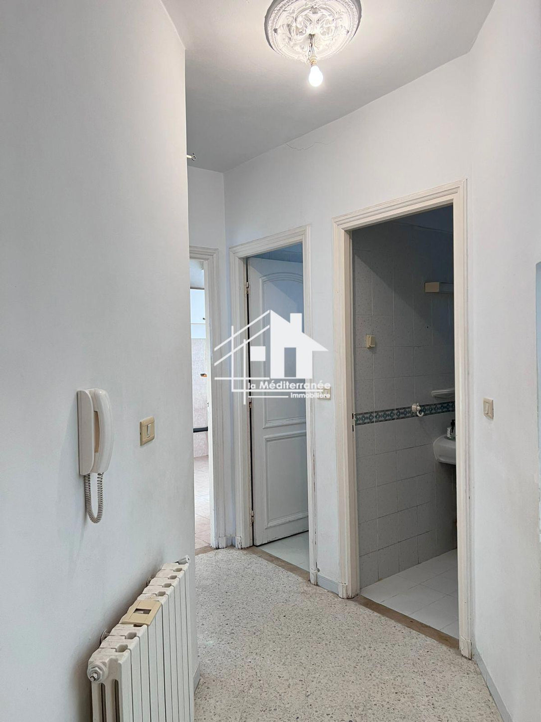 A louer appartement S+3 à Ennasr 2