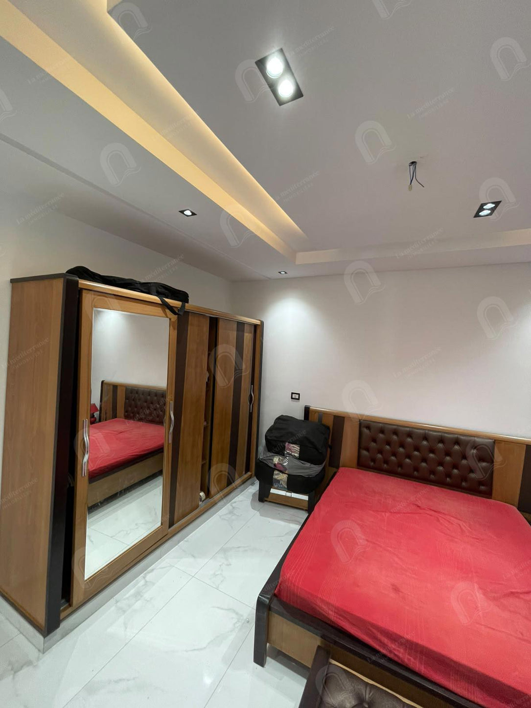 A louer un étage de villa S+3 meublé