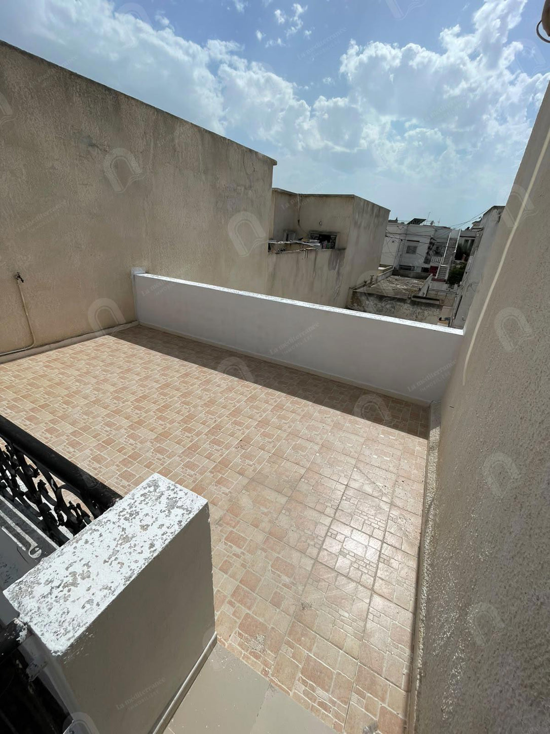 A vendre une superbe villa au bardo
