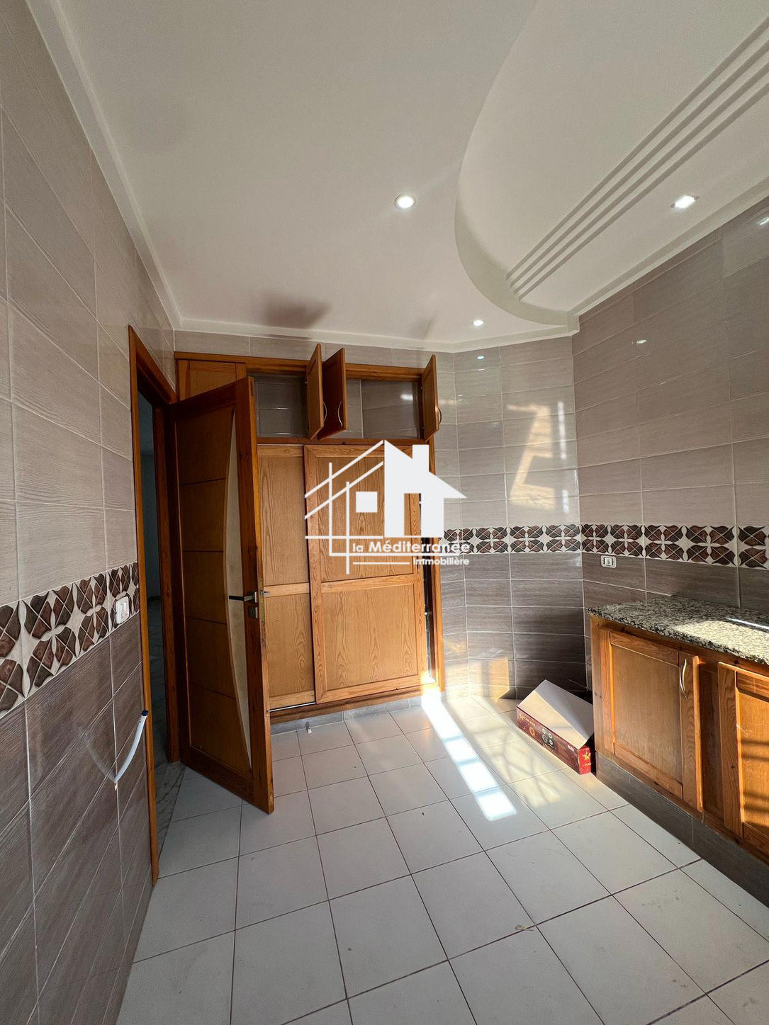 a louer appartement s2 a rue tunis au Bardo