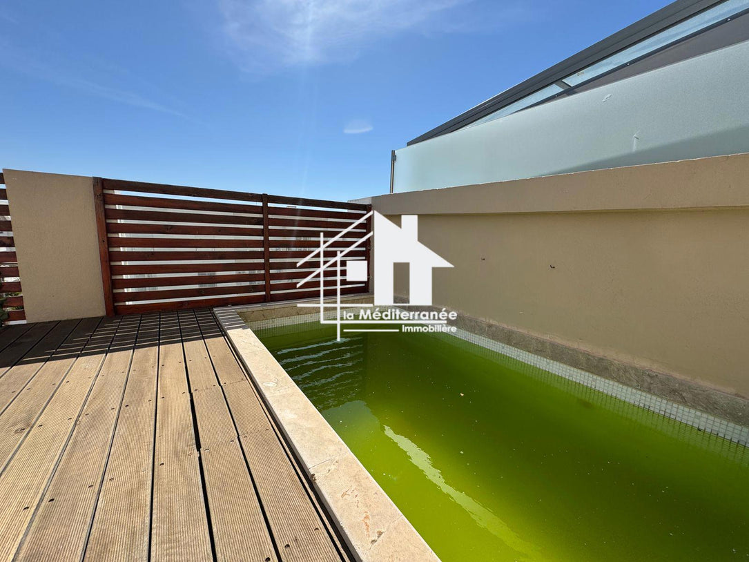 Triplex S+3 à Gammarth Village