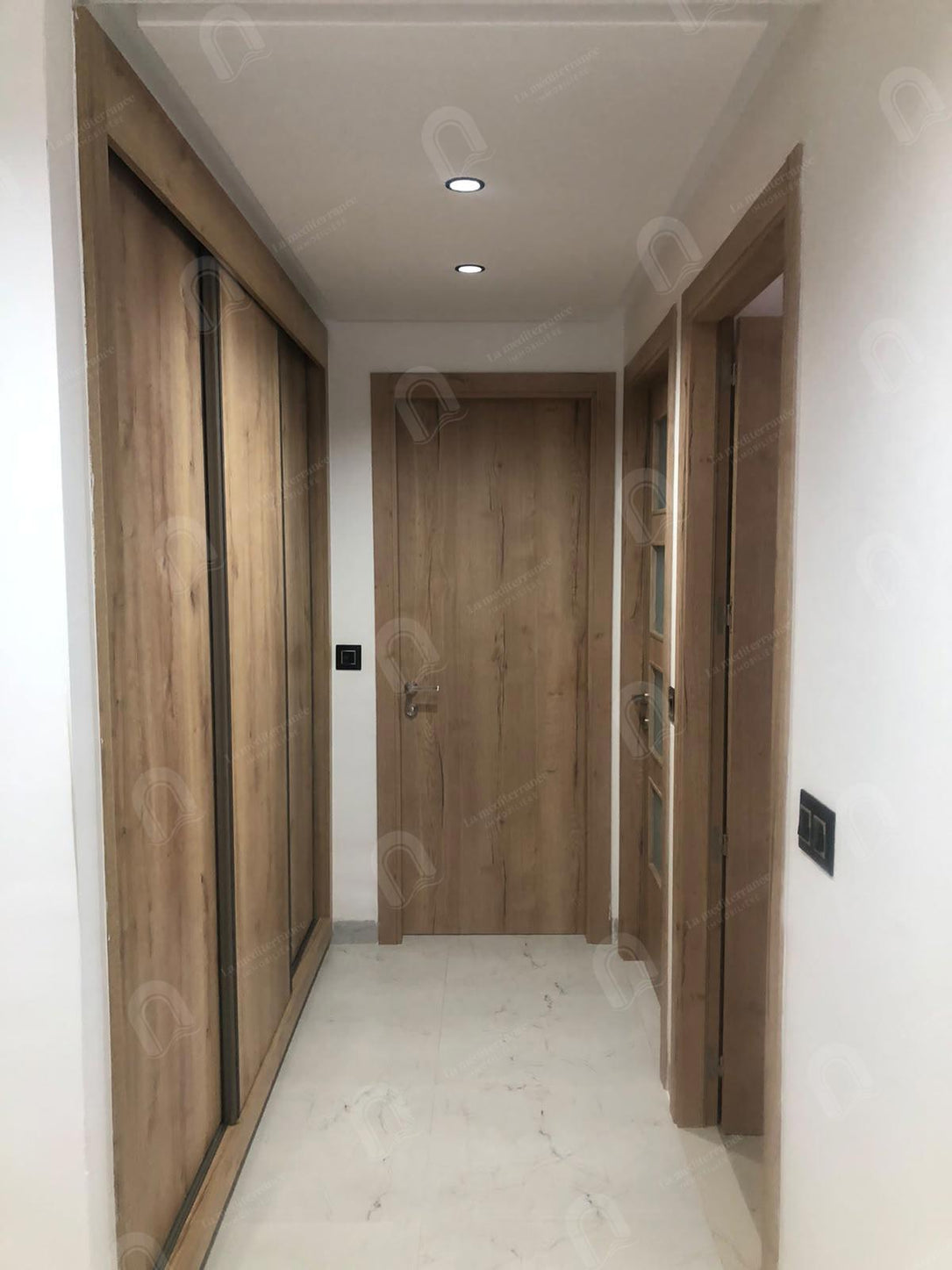A louer un appartement s+3  meublé à Manzah 9C