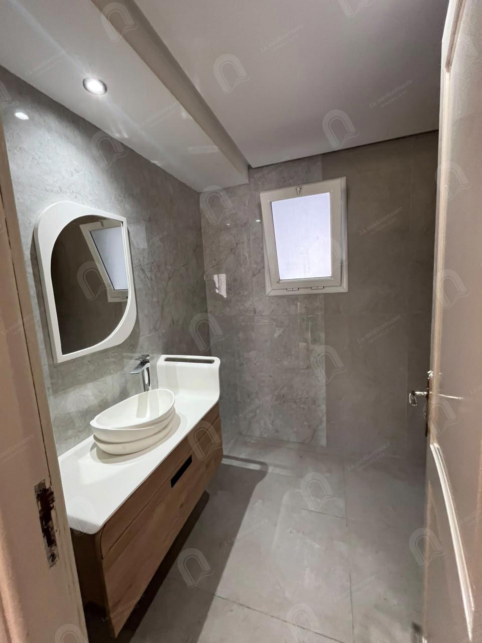 A louer un Appartement S+3