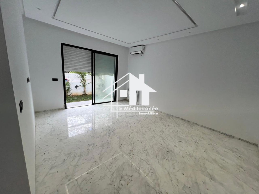 A vendre un s+1 neuf avec jardin aux jardins de carthage