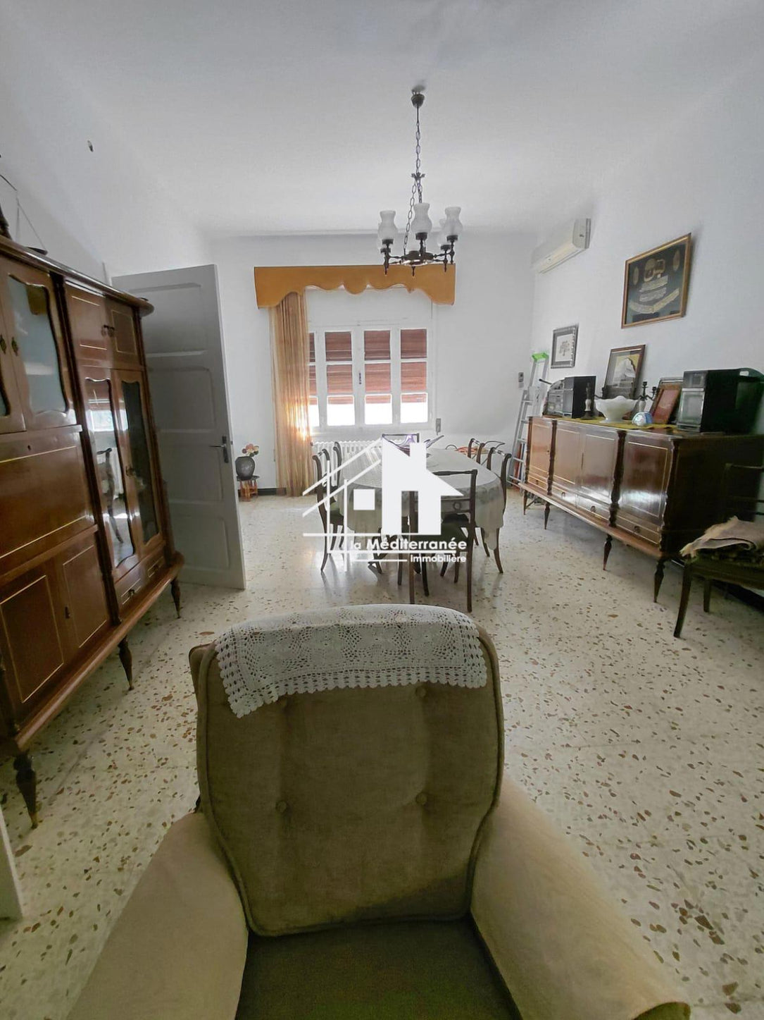 A vendre une villa sur deux niveaux à Montfleury