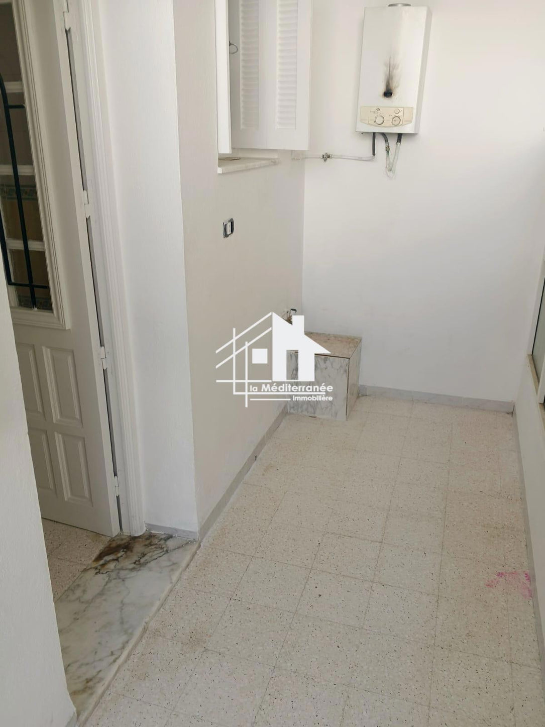 A louer étage de villa S+2 à manouba