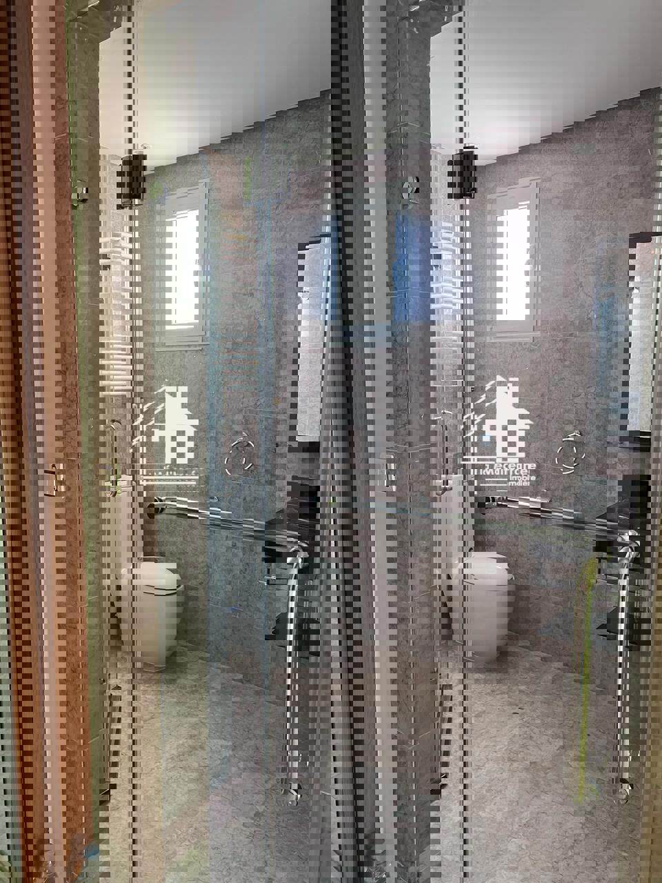 A louer appartement S+4  au Bardo