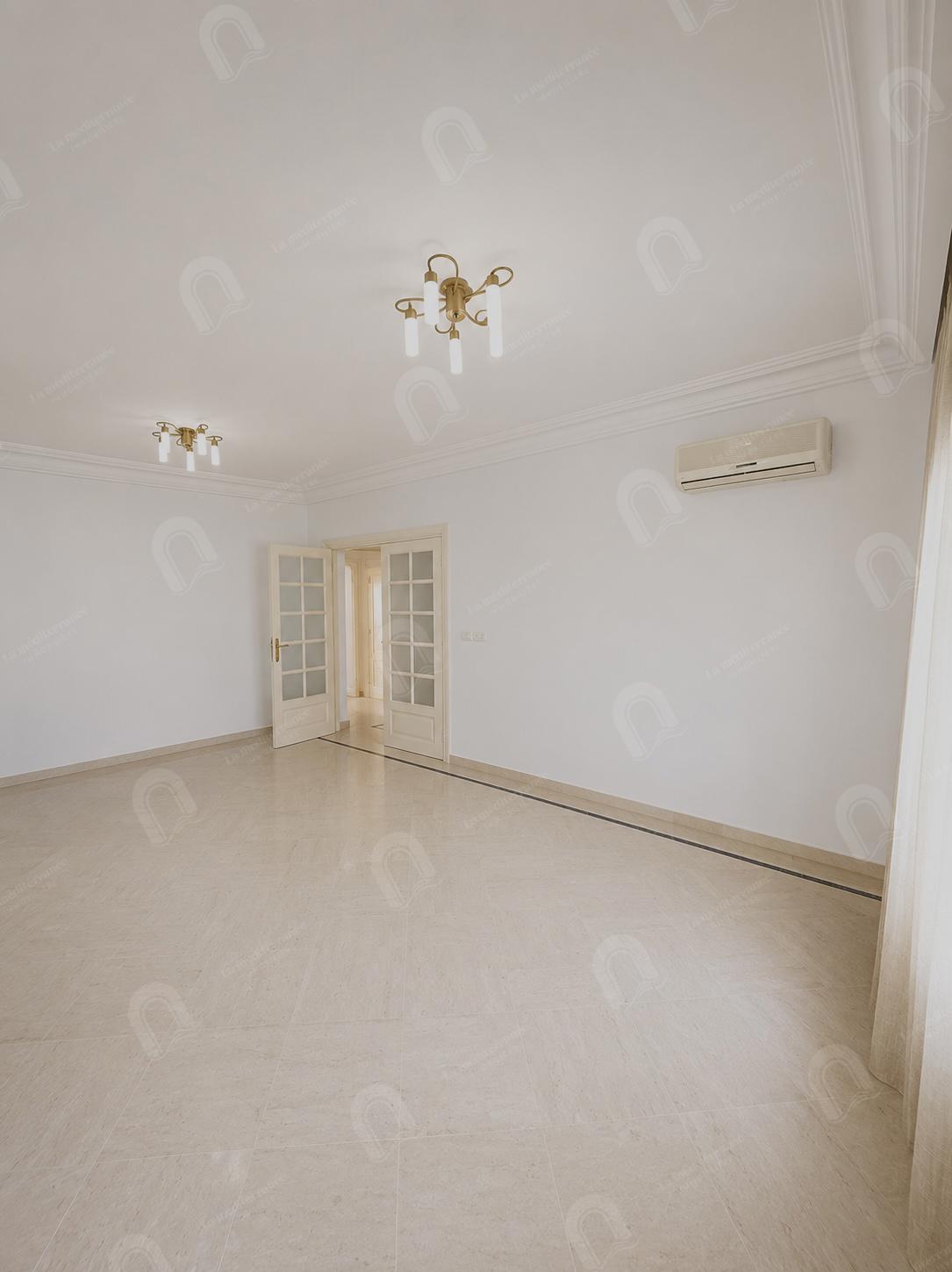 À louer appartement S+3 au bardo