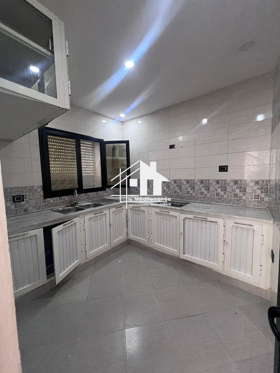 A louer un Duplex S+2 au bardo rue de tunis