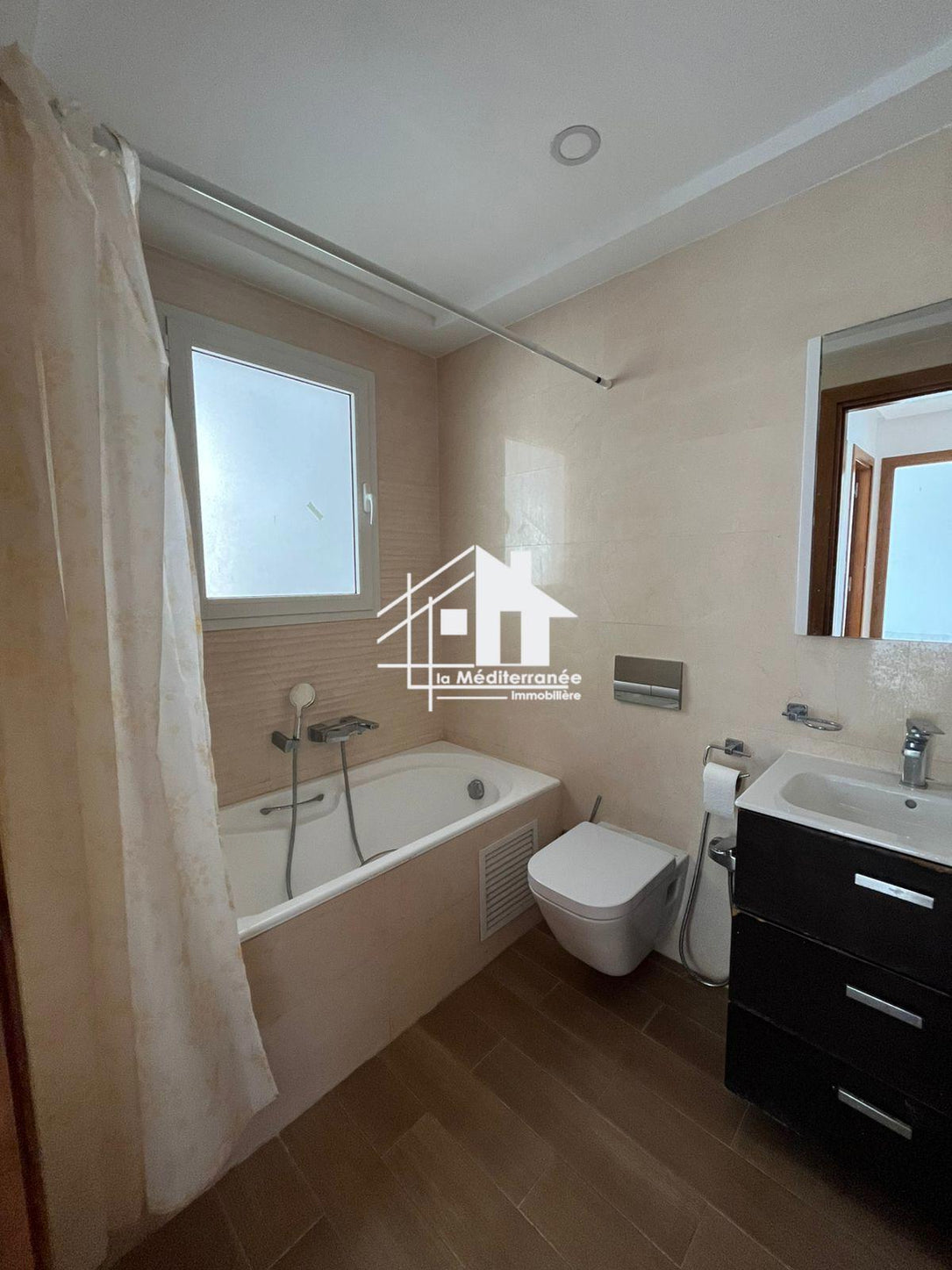 Appartement S+2 à Ain Zaghouan Nord