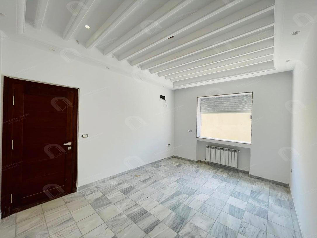 Villa a vendre à chotrana 3