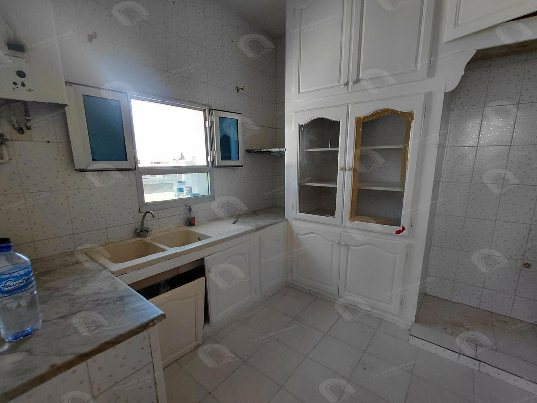 A vendre maison deux étage à ouardia 4