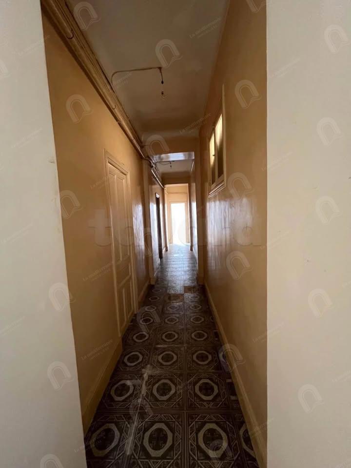 A vendre appartement s4 au centre ville Tunis