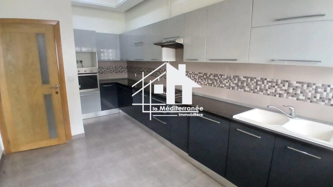 A louer un appartement S+2 aux jardin de carthage