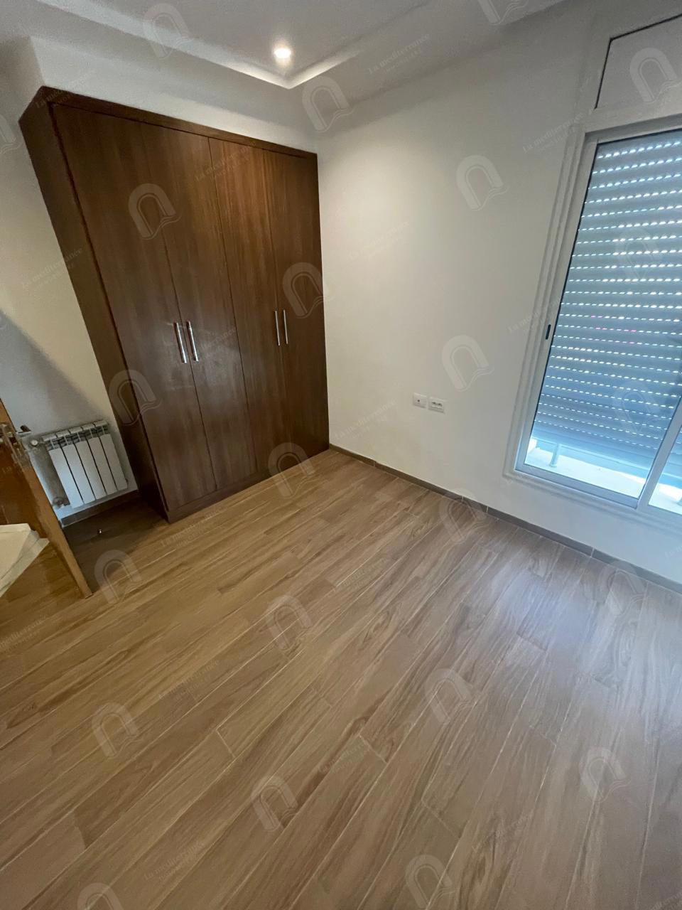 A louer appartement S+2 hst au bardo 20 mars