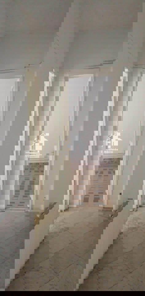 A louer appartement S+3 au centre ville Tunis