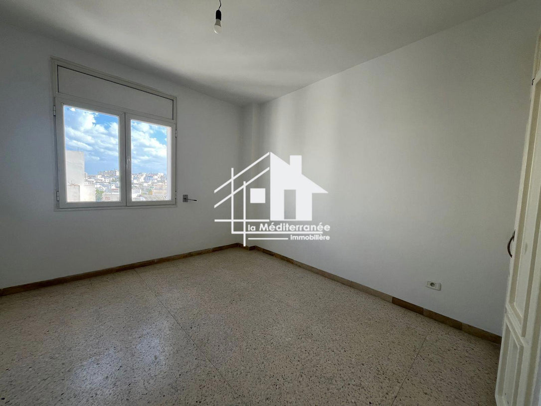 A louer un appartement s+3 a ennaser 2