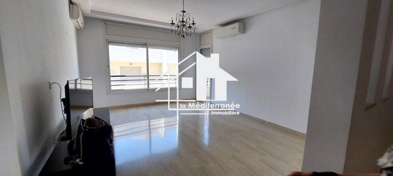 A louer un appartement S+2 derrière carrefour La Marsa