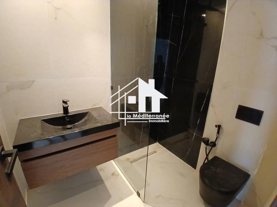 A vendre s0 à la nouvelle soukra