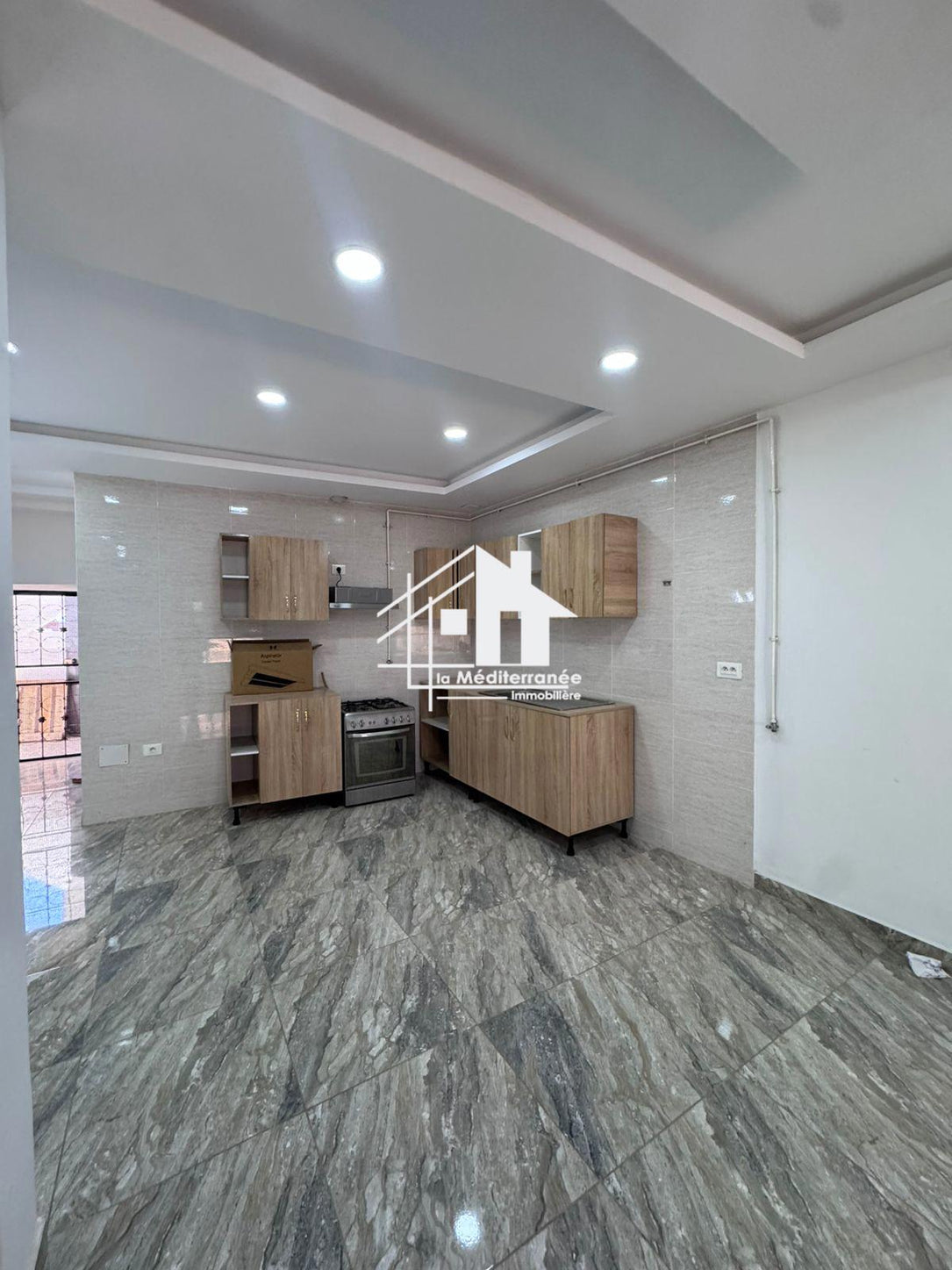 a louer étage de villa s+2 à cité ezzouhour 1