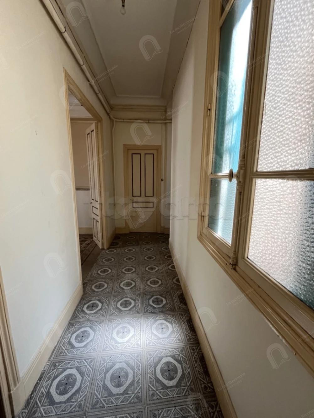 A vendre appartement s4 au centre ville Tunis