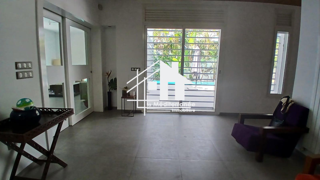 villa haut standing a louer