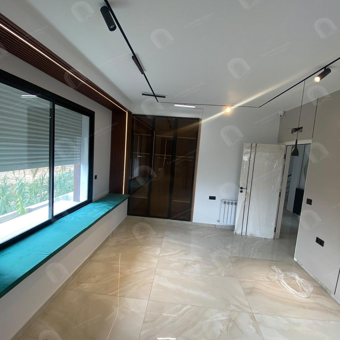 A louer villa s+2 à la soukra