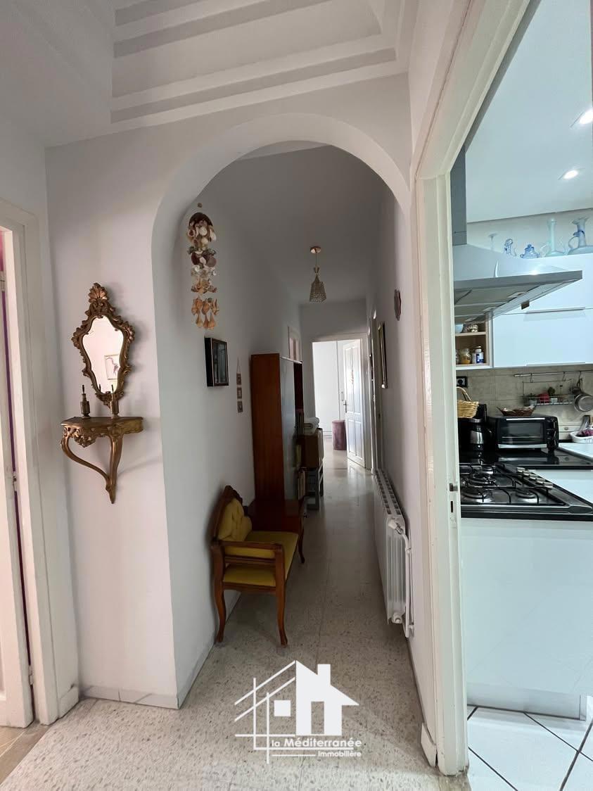 A vendre appartement s2 rénové  à Medina jadida 3