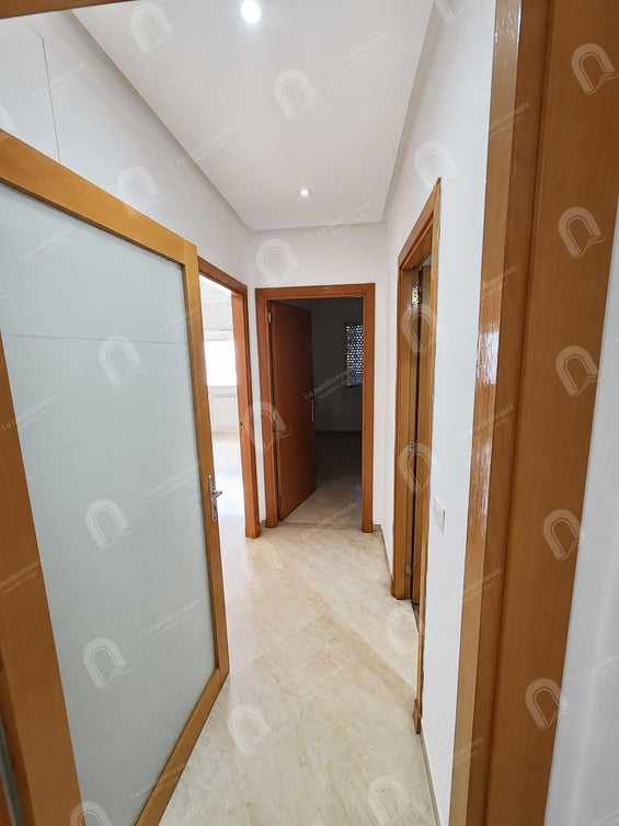 à louer un appartement s+2 aux jardins d'el menzah 2