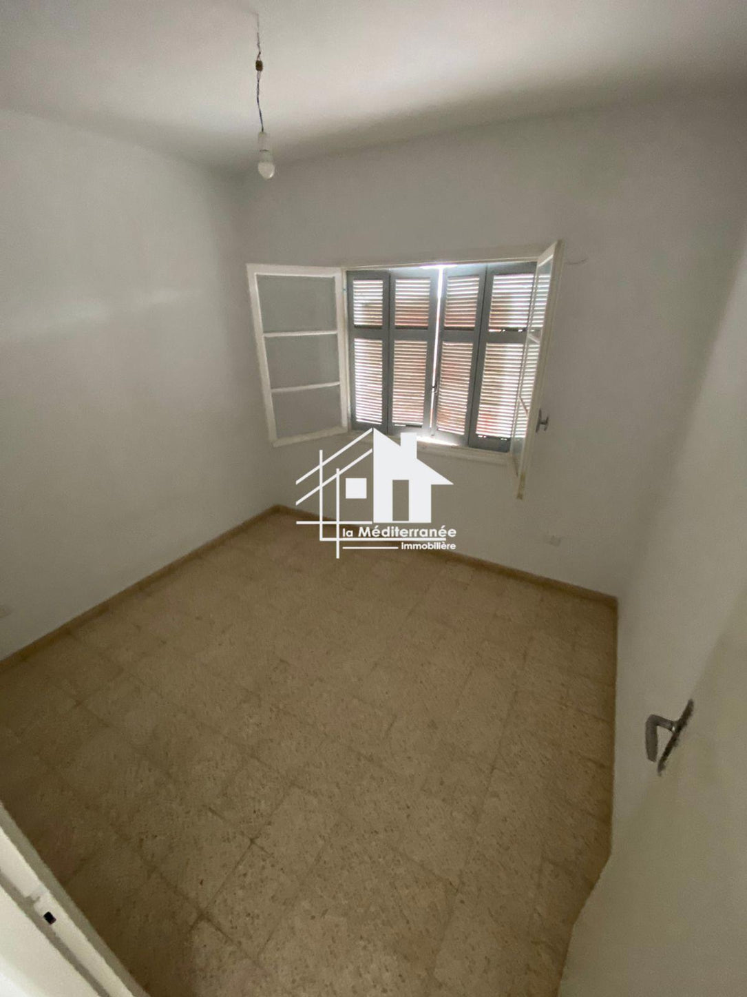 A vendre appartement S+2 à ksar said