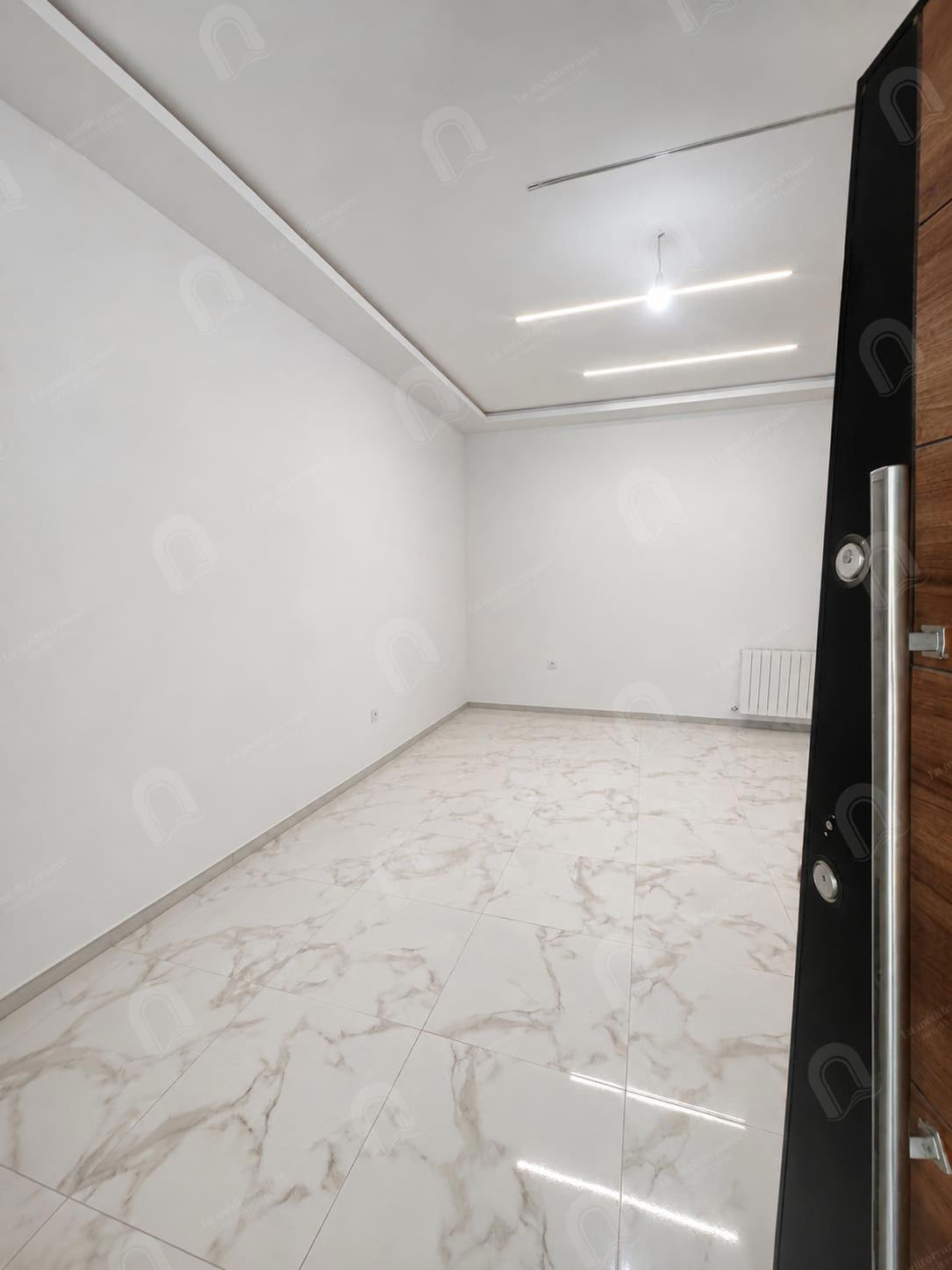 A louer un étage de villa S+2 Rdc indépendant au Bardo