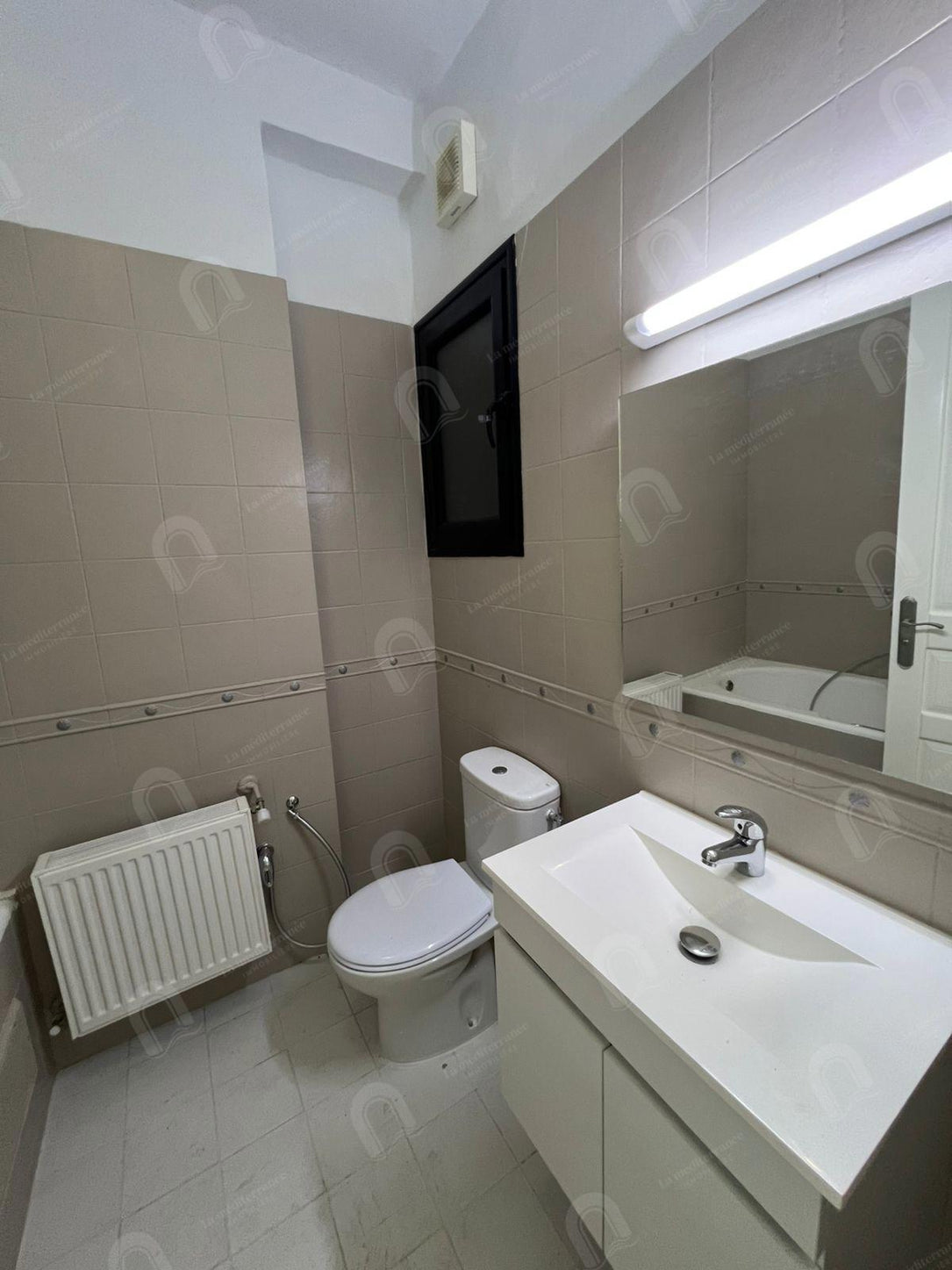 A vendre duplex S3 à l'aouina