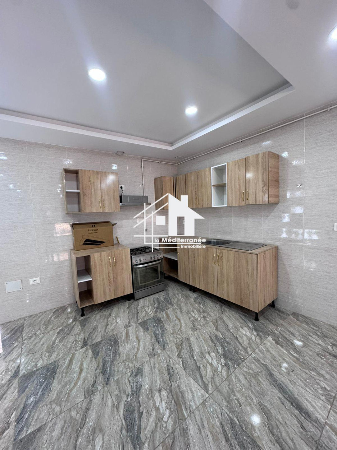 a louer étage de villa s+2 à cité ezzouhour 1