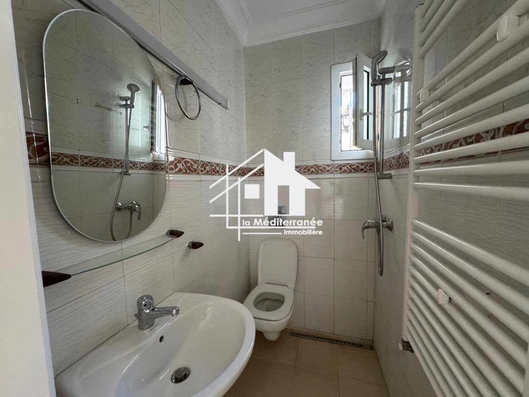 A louer une magnifique villa de maitre S+6