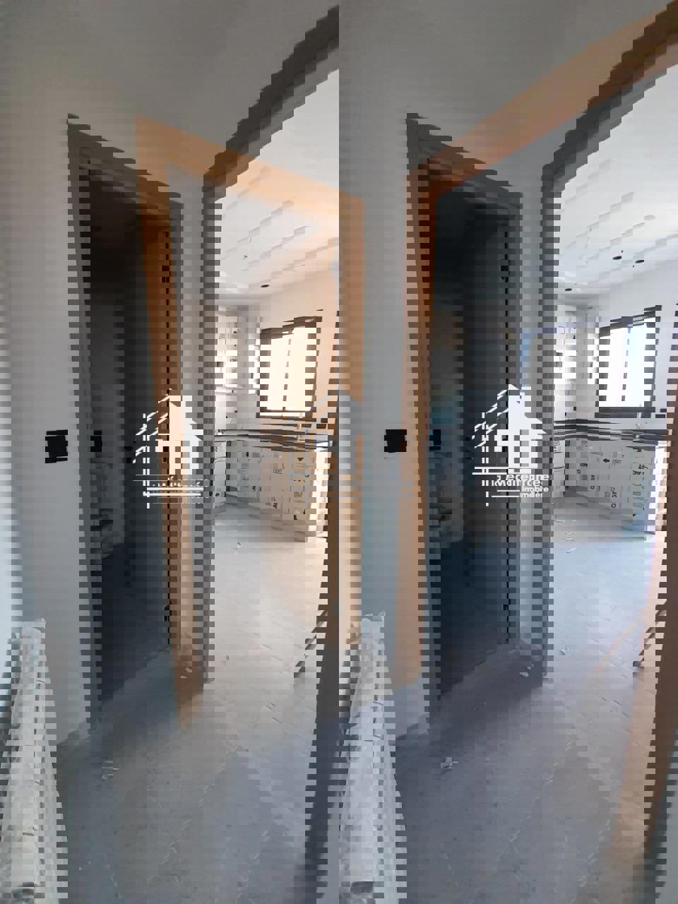 Appartement s+3 a boumhal bassatine