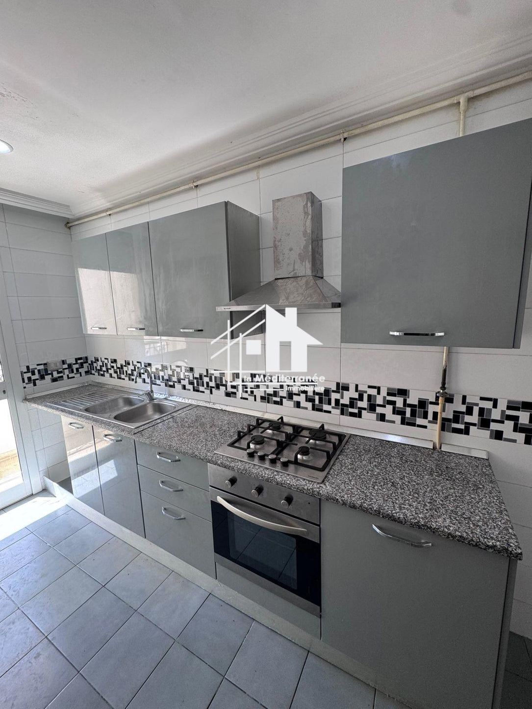 A louer appartement S+2 hst à manouba