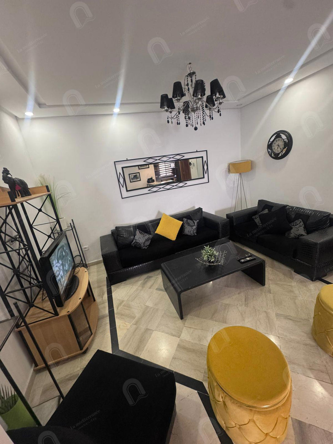 A louer un appartement S+3 hst meublé à denden