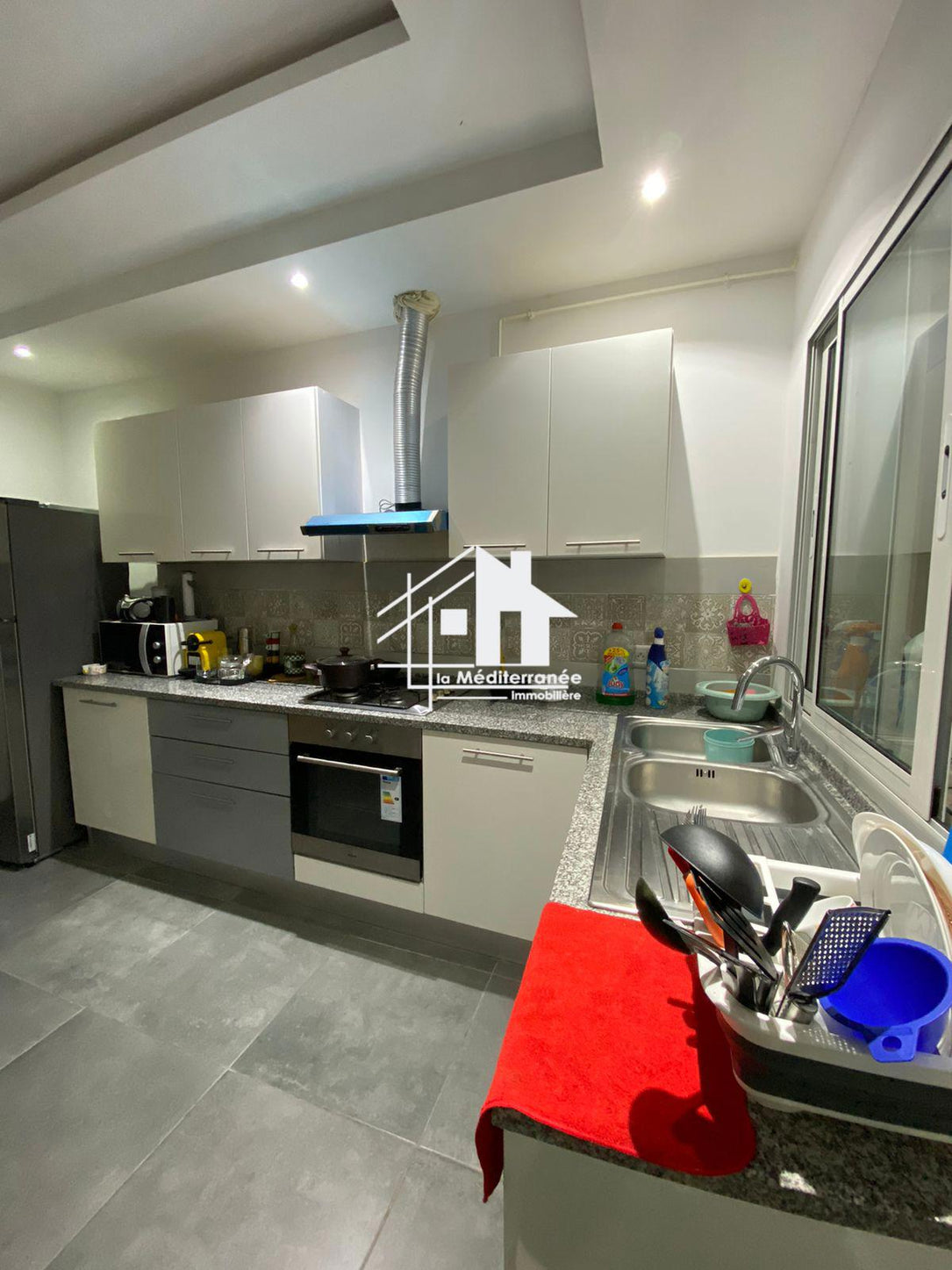 A vendre appartement S+2  à Beb Saadoun