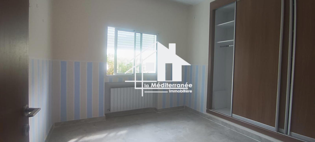 A louer villa avec piscine à Chotrana