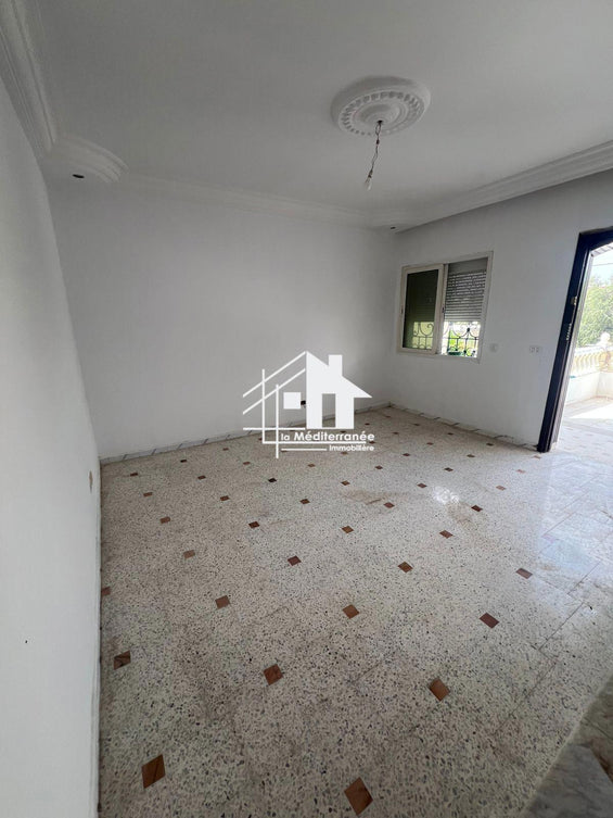A louer étage de villa S+3 à Saidia