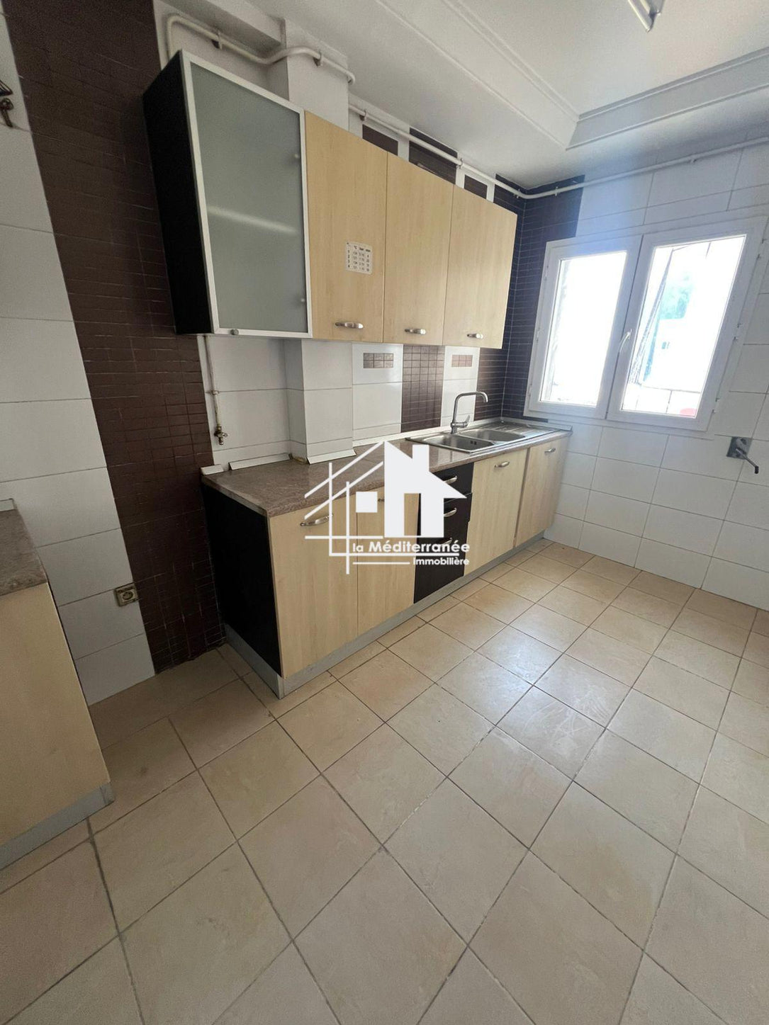 A louer appartement s2 au Bardo