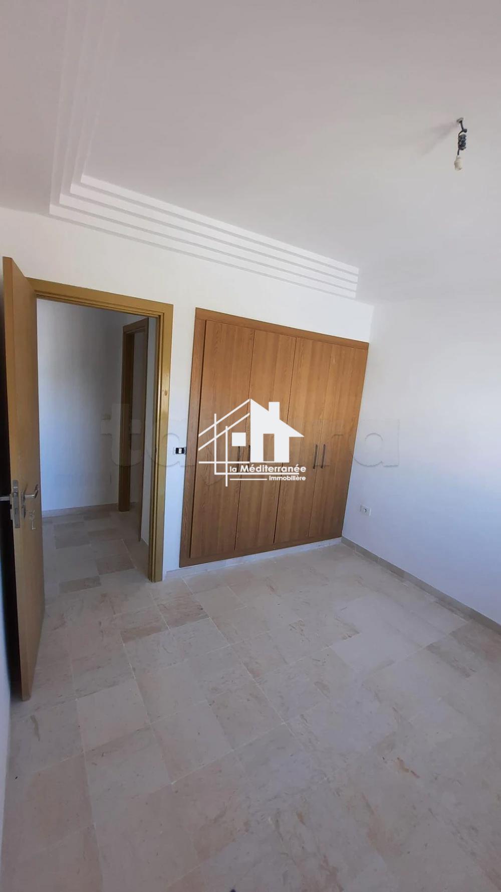 A louer appartement S+3 à la Manouba