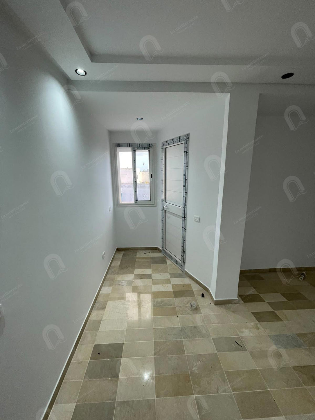 A louer appartement S+1 hst à denden