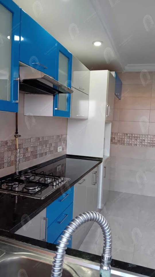 A louer un appartement S+2 situé au 2éme étage à manouba  cité ben younes
