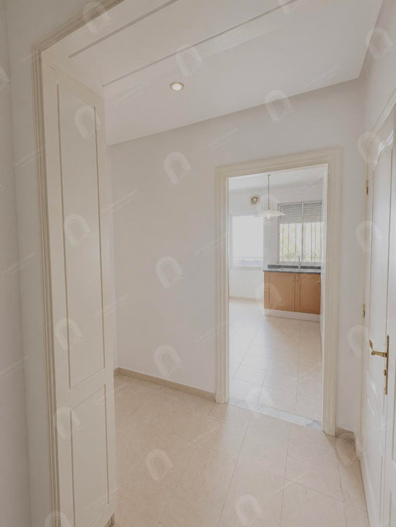 À louer appartement S+3 au bardo