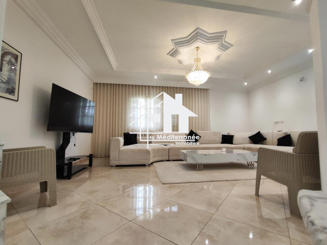 A louer une villa meublée à la soukra