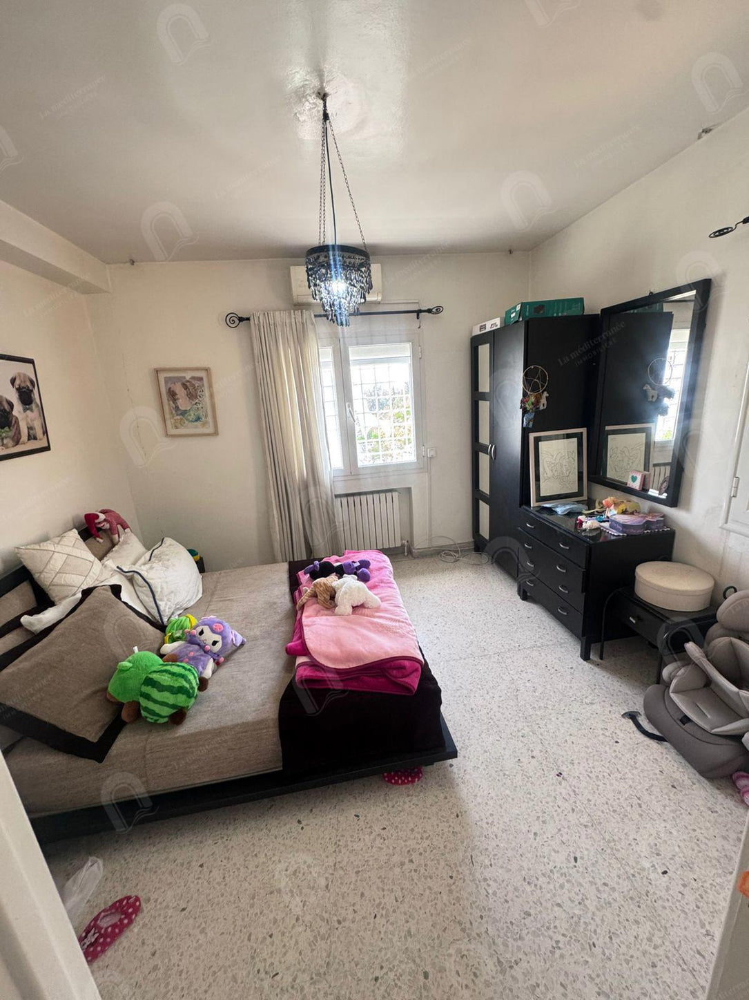 A vendre Villa 2S+5 avec grand jardin à cité romena