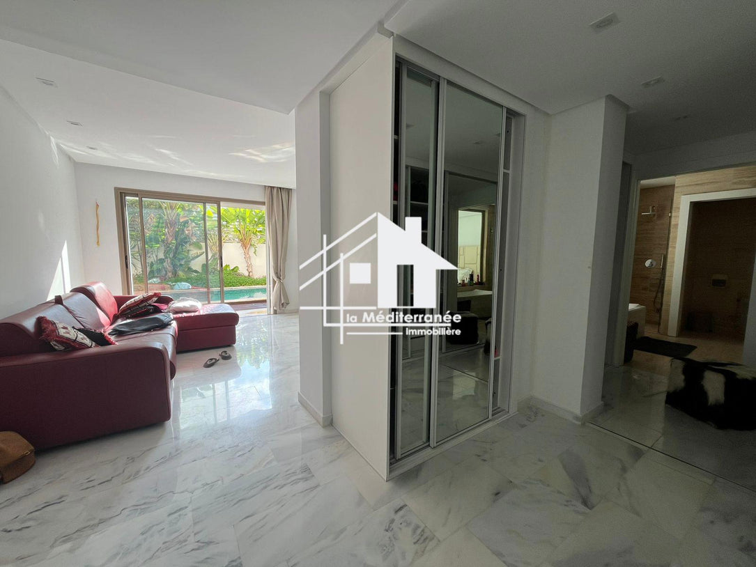 A louer un appartement s+2 vide à Gammarth touristiqie