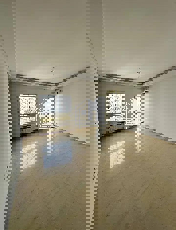 Appartement à Mourouj  6